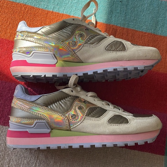 Saucony Shadow Sneakers - Picture 2 of 5